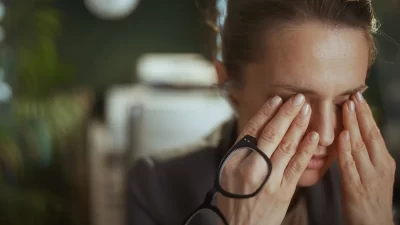 その「涙目」も乾燥のサイン？冬のドライアイから瞳を守る正しいケア